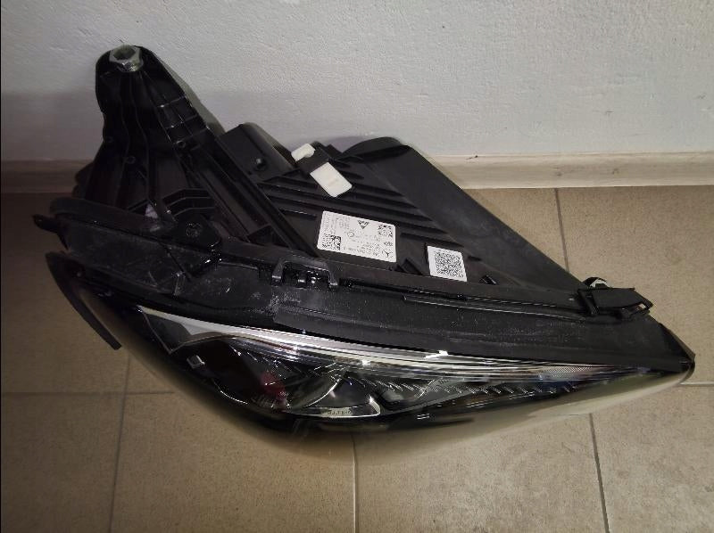 Frontscheinwerfer Mercedes-Benz W213 A2139066810 LED Rechts Headlight SCH9520350835rh