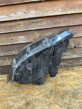 Laden Sie das Bild in den Galerie-Viewer, Frontscheinwerfer VW T5 7E1941016H Rechts Scheinwerfer Headlight SCH4666672316mn