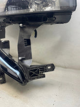 Laden Sie das Bild in den Galerie-Viewer, Frontscheinwerfer Renault Master I 260106174R Rechts Scheinwerfer Headlight SCH4198057806cj