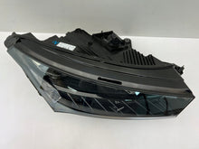 Load image into Gallery viewer, Frontscheinwerfer Skoda Enyaq 5LB941016 Rechts Scheinwerfer Headlight SCH1061857975ax
