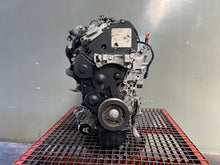 Laden Sie das Bild in den Galerie-Viewer, Motor Citroën Ford Peugeot C4 II 9H05 1.6 EHDI 97PS 71kW 2010 Diesel Komplett MOT8510995461px
