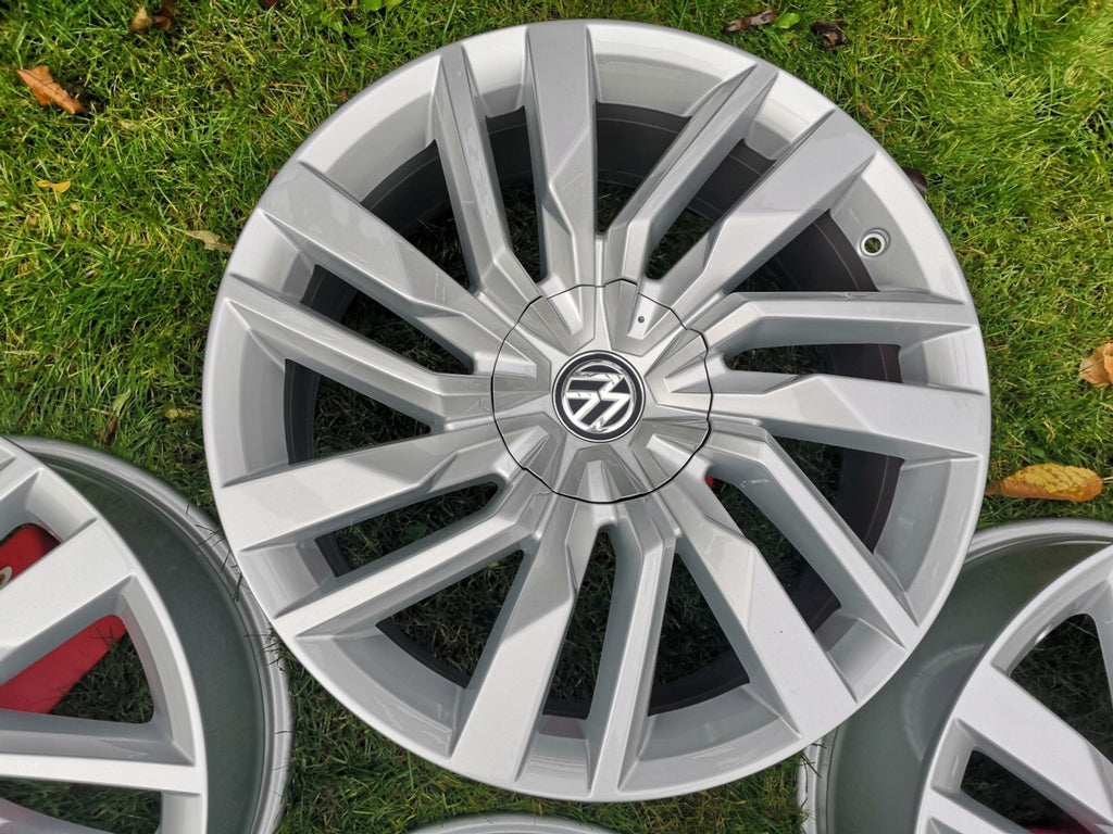 4x Alufelge 19 Zoll 8.0" 5x112 28ET Glanz Silber 760601025 VW Touareg Rim Wheel FEL6564097369px