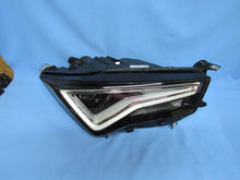 Laden Sie das Bild in den Galerie-Viewer, Frontscheinwerfer Seat Ateca 576941032B LED Rechts Scheinwerfer Headlight