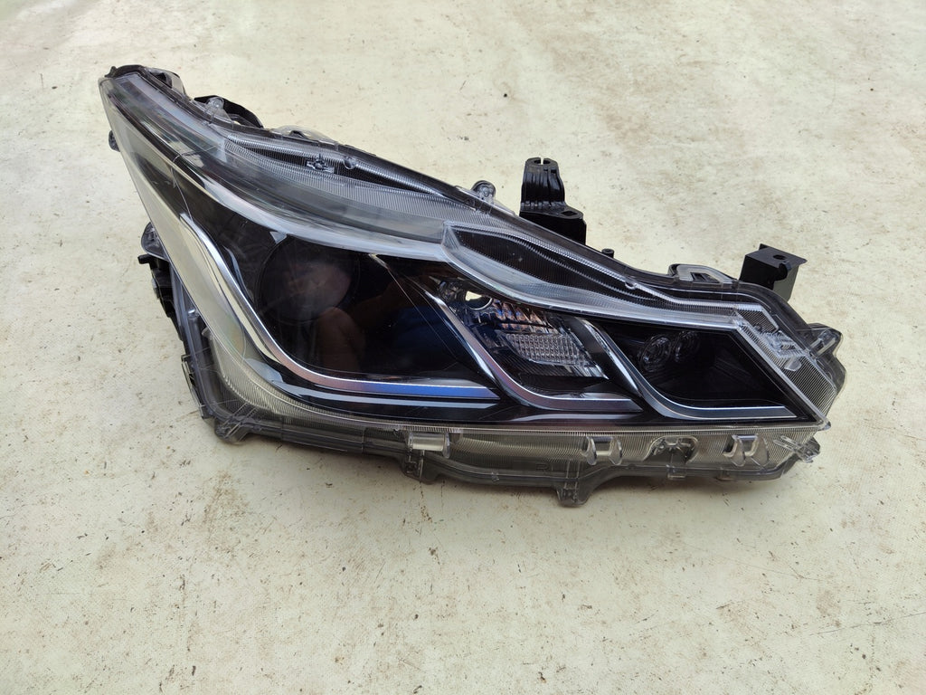 Frontscheinwerfer Toyota Corolla 81110-02T31-00 Rechts Scheinwerfer Headlight SCH7232238697mf
