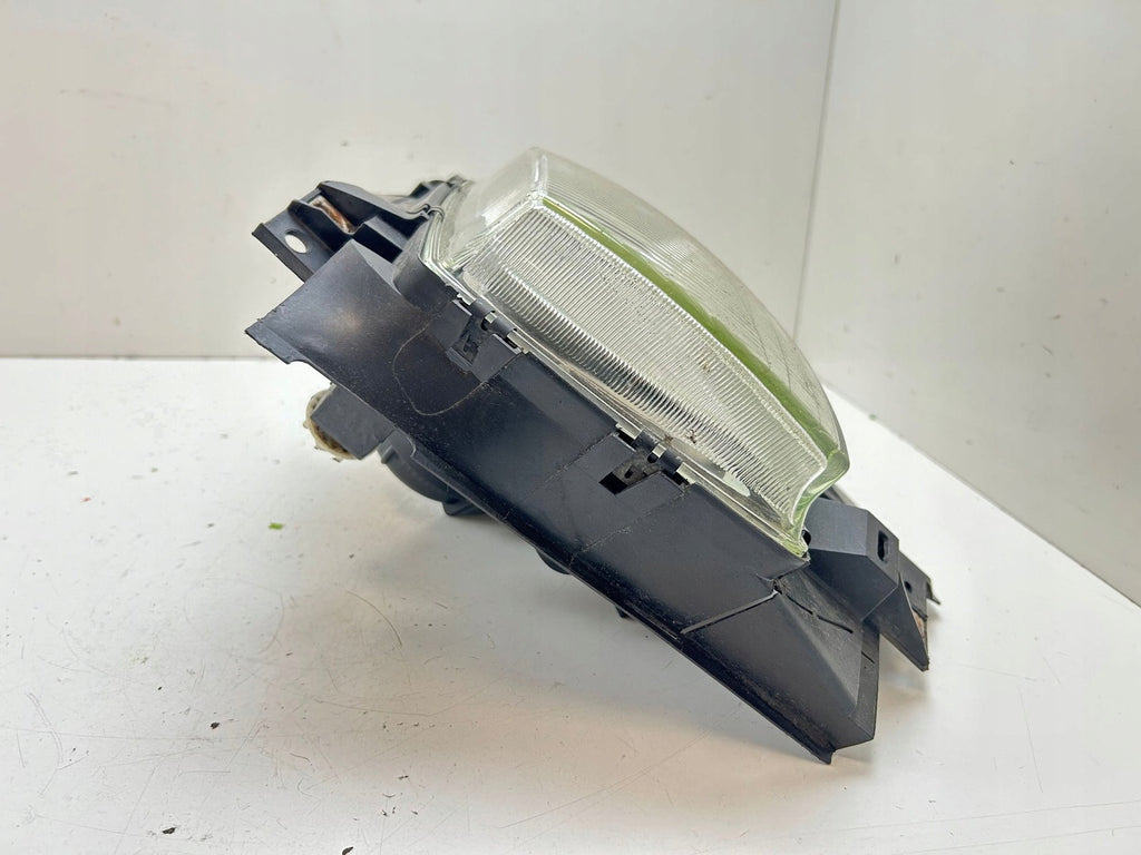 Frontscheinwerfer VW Transporter Caravelle MAM70813 Links Scheinwerfer Headlight SCH8961650256ud