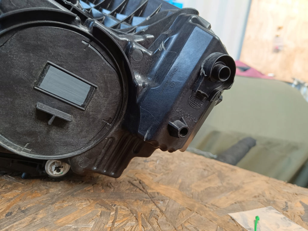 Frontscheinwerfer Mercedes-Benz W247 A2479066207 LED Rechts Headlight SCH3492510792yp