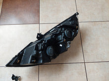 Laden Sie das Bild in den Galerie-Viewer, Frontscheinwerfer Opel Movano B 260107241R-2 LED Rechts Scheinwerfer Headlight SCH5652933352pr