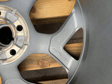 Laden Sie das Bild in den Galerie-Viewer, 1x Alufelge 19 Zoll 5x108 M1TJ1007AB Ford Puma Rim Wheel FEL8181364407dx
