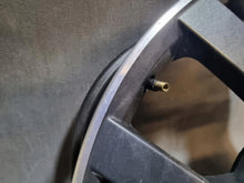 Load image into Gallery viewer, 1x Alufelge 17 Zoll 6.0" 5x112 50ET Glanz Grau 2K5601025P Mg T-Roc Rim Wheel FEL9768557125wh
