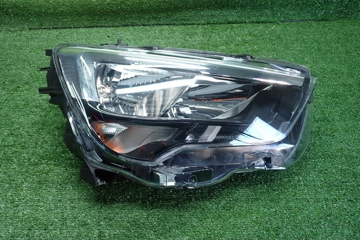 Frontscheinwerfer Opel E Combo 9816825480 Rechts Scheinwerfer Headlight SCH3087018695pu