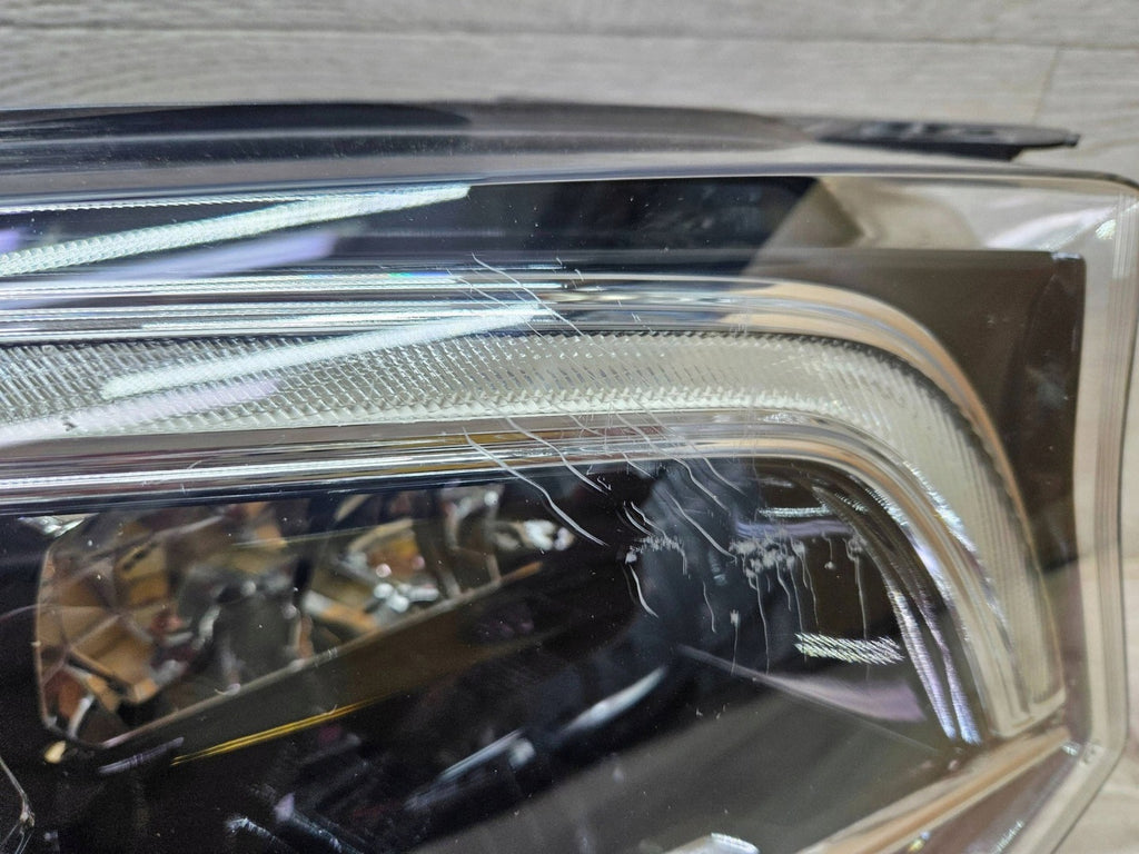 Frontscheinwerfer Mercedes-Benz X-Class A4709060900 260105XB1B Rechts Headlight SCH1321963952ze