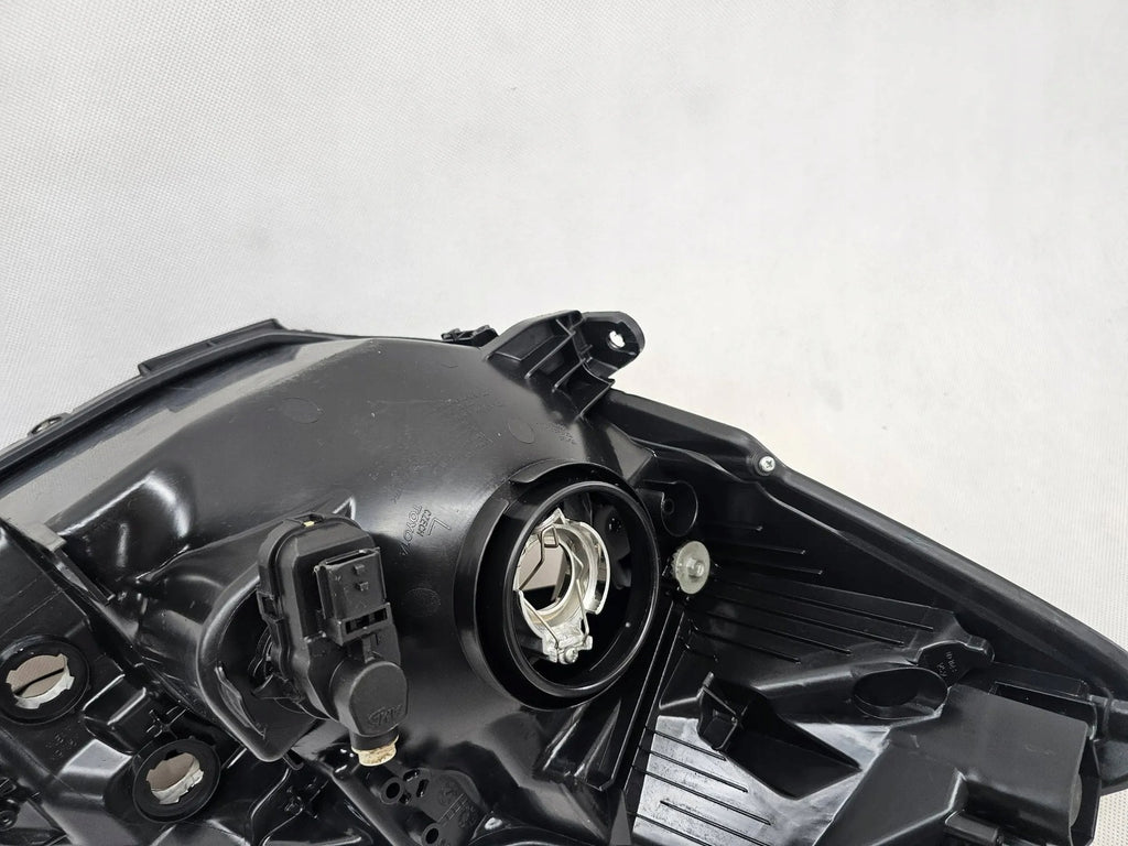 Frontscheinwerfer Toyota Yaris SPP8372 Links Scheinwerfer Headlight