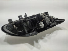 Laden Sie das Bild in den Galerie-Viewer, Frontscheinwerfer Renault Laguna III 260600035R 89901838 Links Headlight