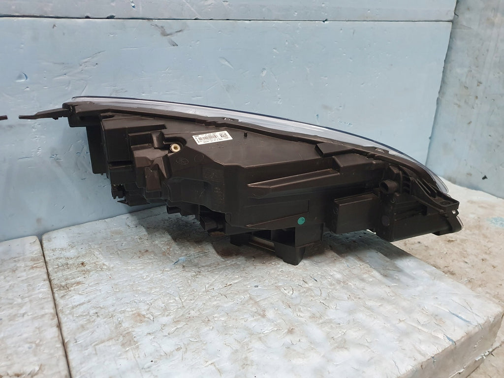 Frontscheinwerfer Ford Kuga LV4B-13E015-FC LV4B-13E014-FB Rechts oder Links SCH3469123745eg