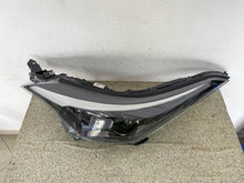 Laden Sie das Bild in den Galerie-Viewer, Frontscheinwerfer Toyota C-Hr Chr 81150-YP281 Full LED Rechts oder Links