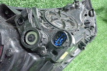 Load image into Gallery viewer, Frontscheinwerfer Hyundai Tucson 92101D7100 Links Scheinwerfer Headlight SCH5250247713vg