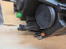 Load image into Gallery viewer, Frontscheinwerfer Alfa Romeo Giulietta 47932748 Links Scheinwerfer Headlight SCH5842978853kq