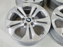 Laden Sie das Bild in den Galerie-Viewer, 4x Alufelge 17 Zoll 7.5" 5x112 52ET Glanz Silber 6856065 BMW 4 Rim Wheel FEL2941181306hh