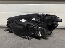 Laden Sie das Bild in den Galerie-Viewer, Frontscheinwerfer Mercedes-Benz Gle A1679069604 LED Rechts Headlight SCH1507853045gl