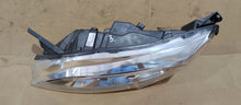 Laden Sie das Bild in den Galerie-Viewer, Frontscheinwerfer Dodge Ram Ducato 68516024AA 68516025AA Links Headlight SCH4451590023cu