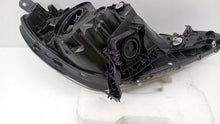 Laden Sie das Bild in den Galerie-Viewer, Frontscheinwerfer Honda Jazz III RAF12224 Links Scheinwerfer Headlight SCH8105844199ib