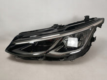 Load image into Gallery viewer, Frontscheinwerfer VW Golf VIII 5H1941005 5H1941006 LED Rechts oder Links SCH8224148521wt