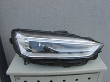 Laden Sie das Bild in den Galerie-Viewer, Frontscheinwerfer Audi A5 8W6941006 Xenon Rechts Scheinwerfer Headlight SCH1580889709dk