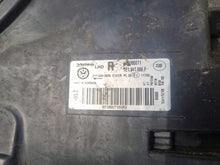 Laden Sie das Bild in den Galerie-Viewer, Frontscheinwerfer VW T6 7E1941006F 7E1941005F Ein Stück (Rechts oder Links)