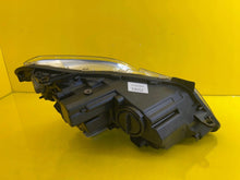 Laden Sie das Bild in den Galerie-Viewer, Frontscheinwerfer Mercedes-Benz A207 A2078200159 Xenon Links Headlight SCH7400397671sj