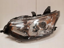 Laden Sie das Bild in den Galerie-Viewer, Frontscheinwerfer Mitsubishi Outlander I 8301C205 Links Scheinwerfer Headlight SCH6068887170lq