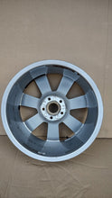 Laden Sie das Bild in den Galerie-Viewer, 1x Alufelge 17 Zoll 7.5" 5x112 45ET 4F0601025CB Audi A6 Rim Wheel FEL3638309929ge