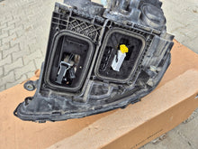 Laden Sie das Bild in den Galerie-Viewer, Frontscheinwerfer Mercedes-Benz W213 A2139068409 LED Rechts Headlight SCH1375663131do