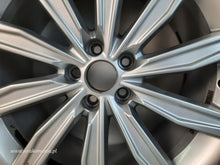 Load image into Gallery viewer, 1x Alufelge 19 Zoll 8.5&quot; 5x112 4K0601025G Audi A6 C8 Rim Wheel