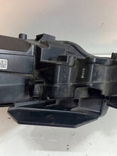 Load image into Gallery viewer, Frontscheinwerfer Hyundai Elantra 92102F2600 Rechts Scheinwerfer Headlight