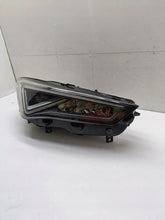 Load image into Gallery viewer, Frontscheinwerfer Seat Tarraco 5FJ941008E 90143461 Rechts Scheinwerfer Headlight
