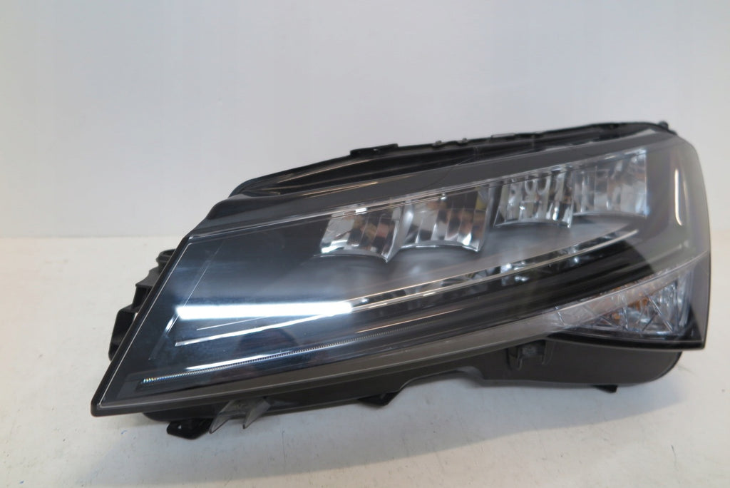 Frontscheinwerfer Skoda Superb III 3V1941015C Links Scheinwerfer Headlight