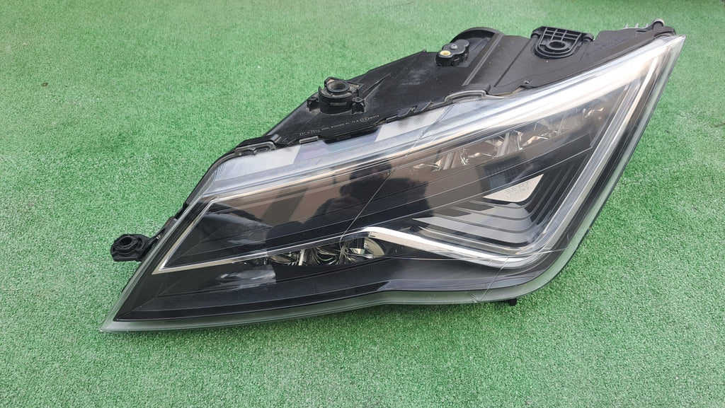 Frontscheinwerfer Seat Leon 5F1941007G LED Links Scheinwerfer Headlight