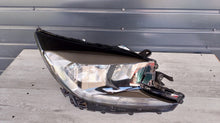 Laden Sie das Bild in den Galerie-Viewer, Frontscheinwerfer Toyota Aygo X Rechts Scheinwerfer Headlight SCH5927323093cz