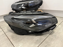 Laden Sie das Bild in den Galerie-Viewer, Frontscheinwerfer Mercedes-Benz Cla A1749062502 LED Rechts oder Links SCH9347966690oh