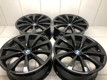 Laden Sie das Bild in den Galerie-Viewer, 4x Alufelge 18 Zoll 8.0" 5x112 30ET Glanz Graphit 8747407 BMW G31 G30 Mg 5 FEL3616595889ne