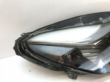 Laden Sie das Bild in den Galerie-Viewer, Frontscheinwerfer Tesla Model 3 1110796-00-D Full LED Rechts oder Links