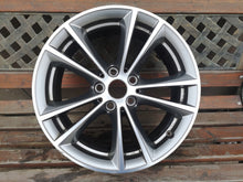 Laden Sie das Bild in den Galerie-Viewer, 1x Alufelge 17 Zoll 7.5" 5x112 27ET Glanz Graphit 6863417 BMW 5 G30 Mg 6 FEL1414043042ne