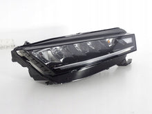 Laden Sie das Bild in den Galerie-Viewer, Frontscheinwerfer Skoda Octavia IV 5E4941016 Full LED Rechts Headlight SCH1712027713gn