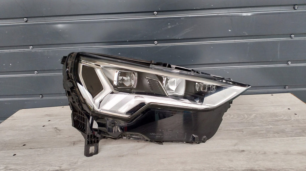 Frontscheinwerfer Audi Q3 83A941034 LED Rechts Scheinwerfer Headlight SCH7953519478ht