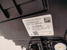 Laden Sie das Bild in den Galerie-Viewer, Frontscheinwerfer Mercedes-Benz W206 A2069062505 Links Scheinwerfer Headlight SCH9881092072ty