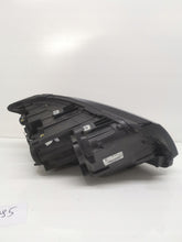 Load image into Gallery viewer, Frontscheinwerfer VW Transporter 7E1941015AB Links Scheinwerfer Headlight