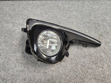Laden Sie das Bild in den Galerie-Viewer, Frontscheinwerfer Toyota Yaris 8121002110SCZ 900064908121002110 Rechts Headlight SCH9888940424bs