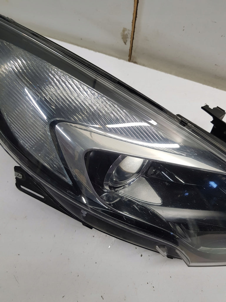 Frontscheinwerfer Opel Zafira C LED Ein Stück (Rechts oder Links) Headlight