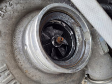 Load image into Gallery viewer, Motor Renault DXI11 460PS 2006 Diesel Engine Unkomplett