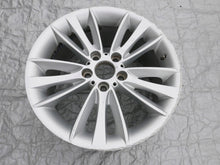 Laden Sie das Bild in den Galerie-Viewer, 1x Alufelge 18 Zoll 8.5&quot; 5x120 6779797 BMW 1 E81 E82 E87 Rim Wheel